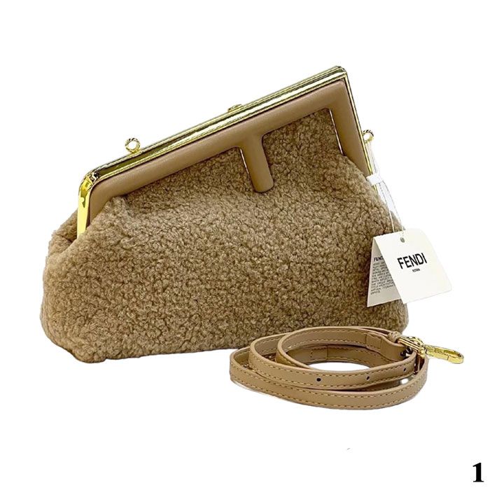 Сумка "Fe*di" Эко кожа+Мех (24/18см)